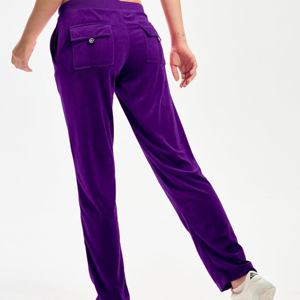 Luxurious Women's 2-Piece Velvet Tracksuit - Comfortable and Stylish Purple Set - Picture 6 of 7